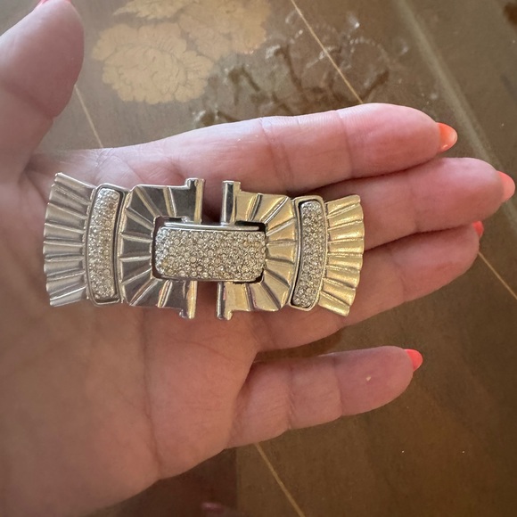 Judith Leiber crystal Swarovski metalic bow pin brooch. New - Picture 6 of 16